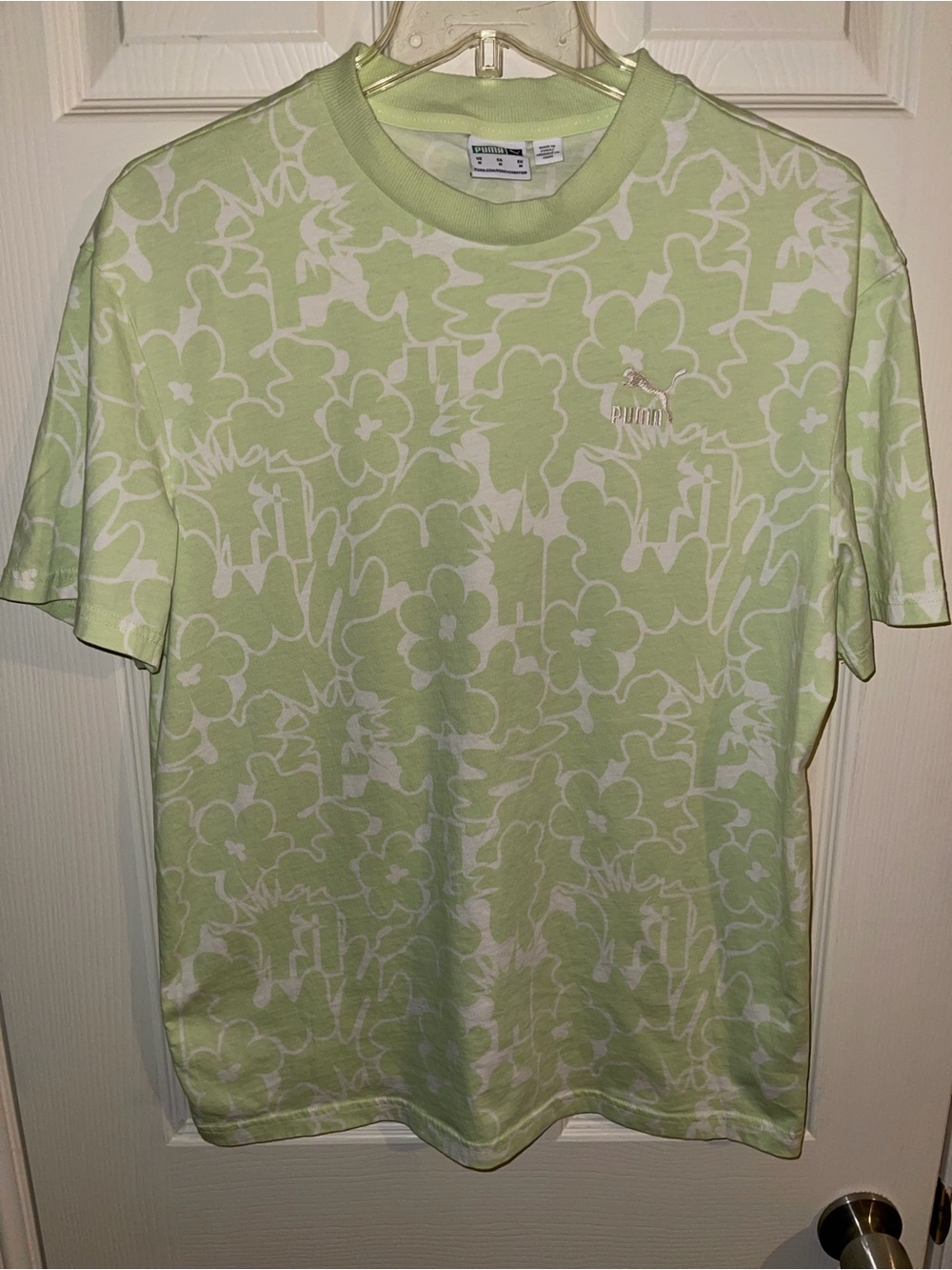 Puma Light Green Floral Crew Neck Tee - Medium